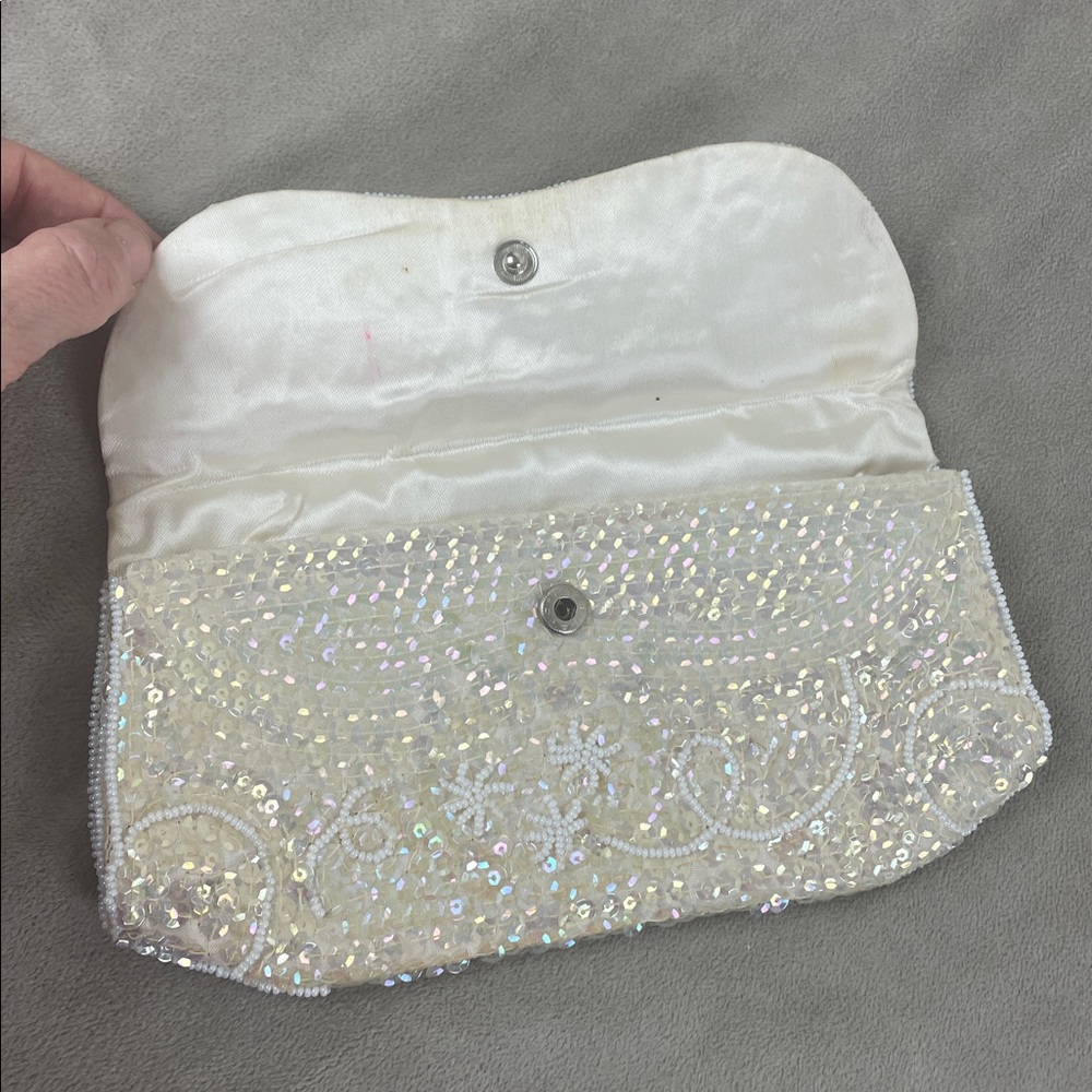 La Regale Vintage Japanese Clutch Cream Sequin White Beaded - Picture 7 of 10